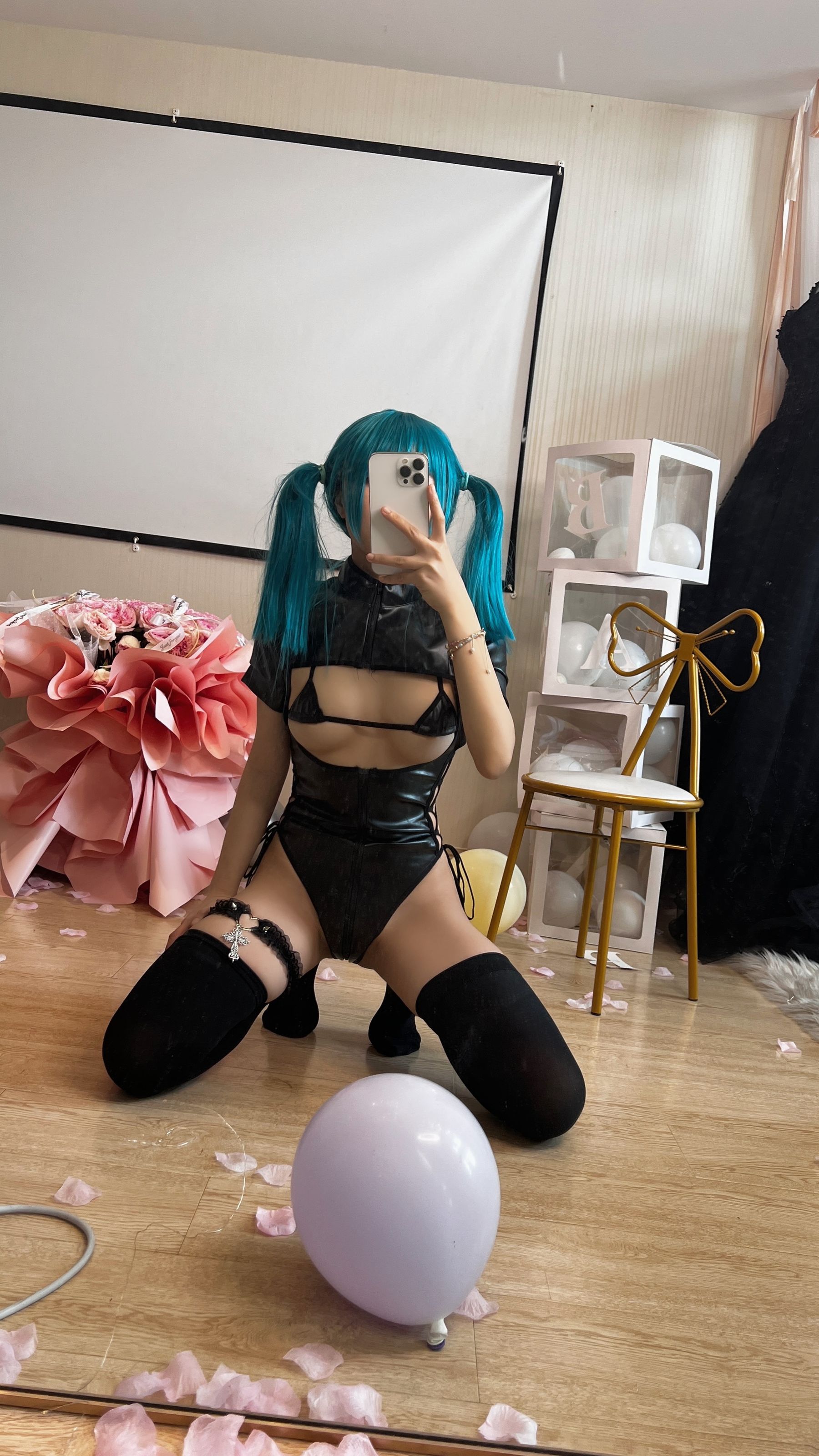 萌妹子Coser摇摇乐yoyo fantia 皮衣少女 Cosplay-第15张