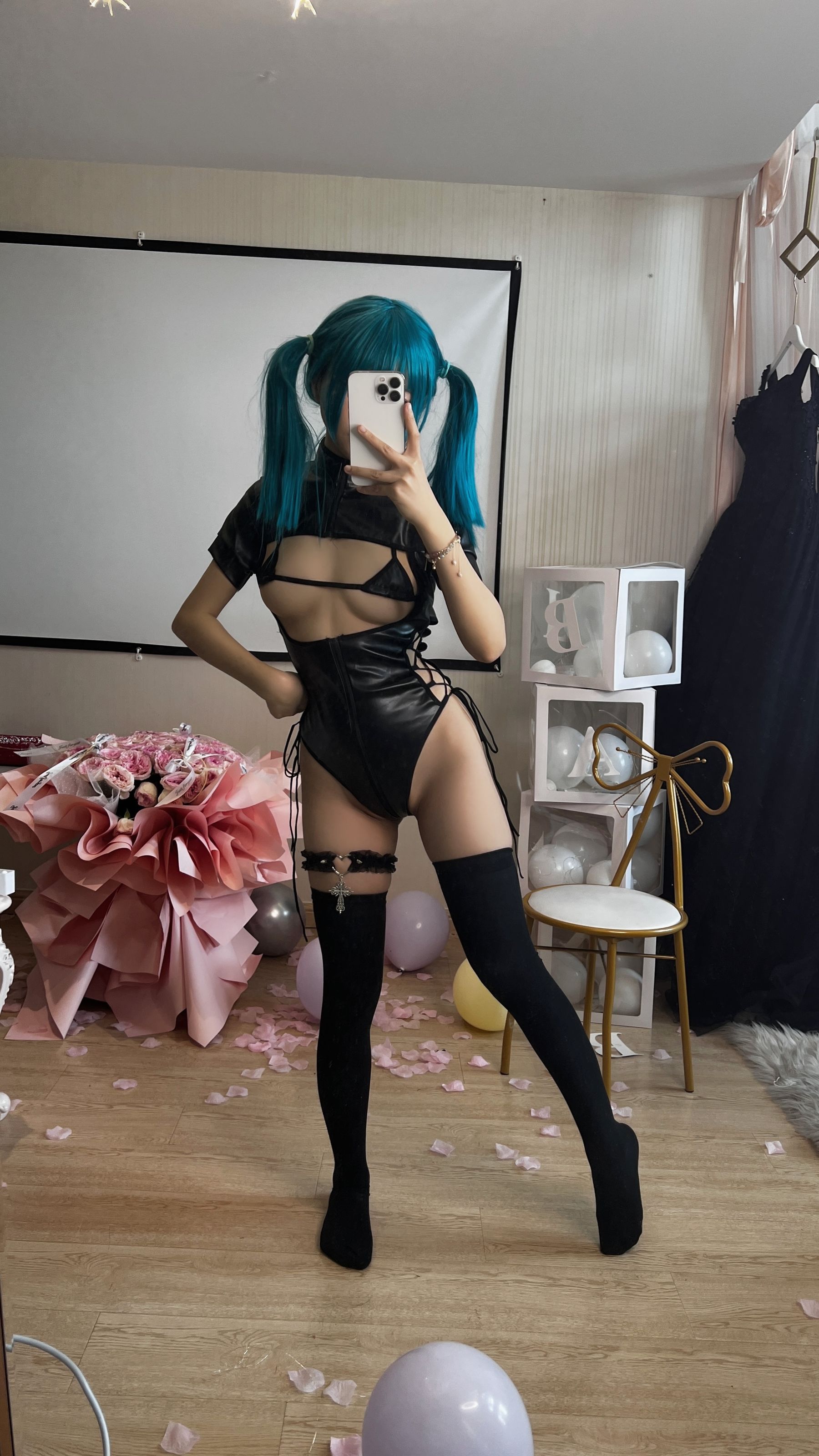 萌妹子Coser摇摇乐yoyo fantia 皮衣少女 Cosplay-第10张
