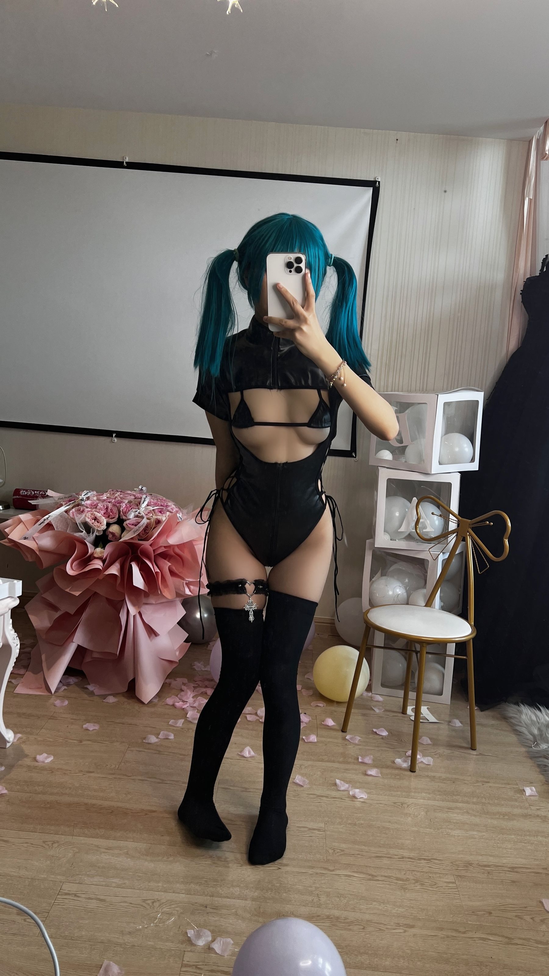 萌妹子Coser摇摇乐yoyo fantia 皮衣少女 Cosplay-第5张