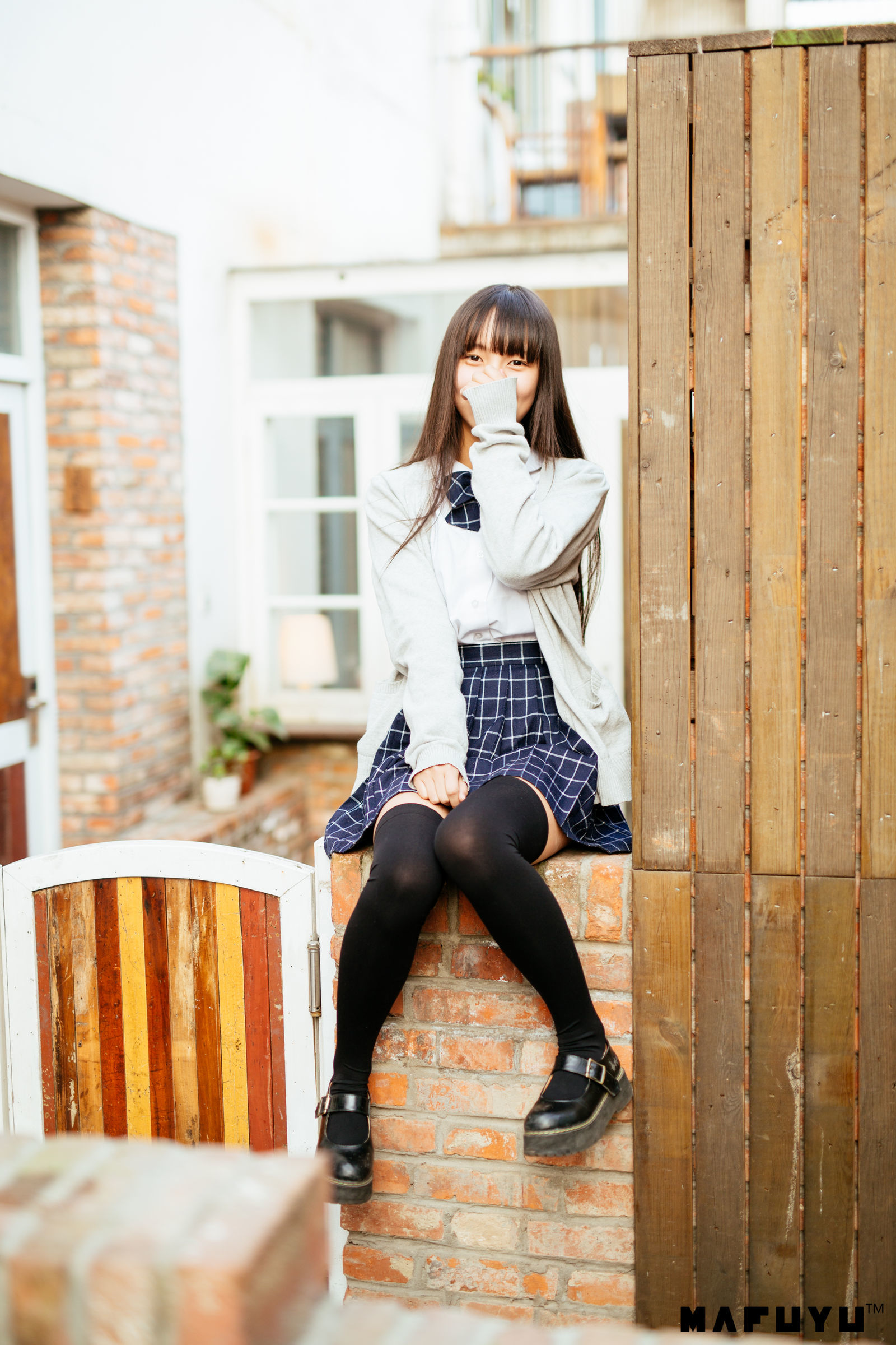 [萝莉COS] 神楽板真冬 JK学生系列套图 Cosplay-第17张