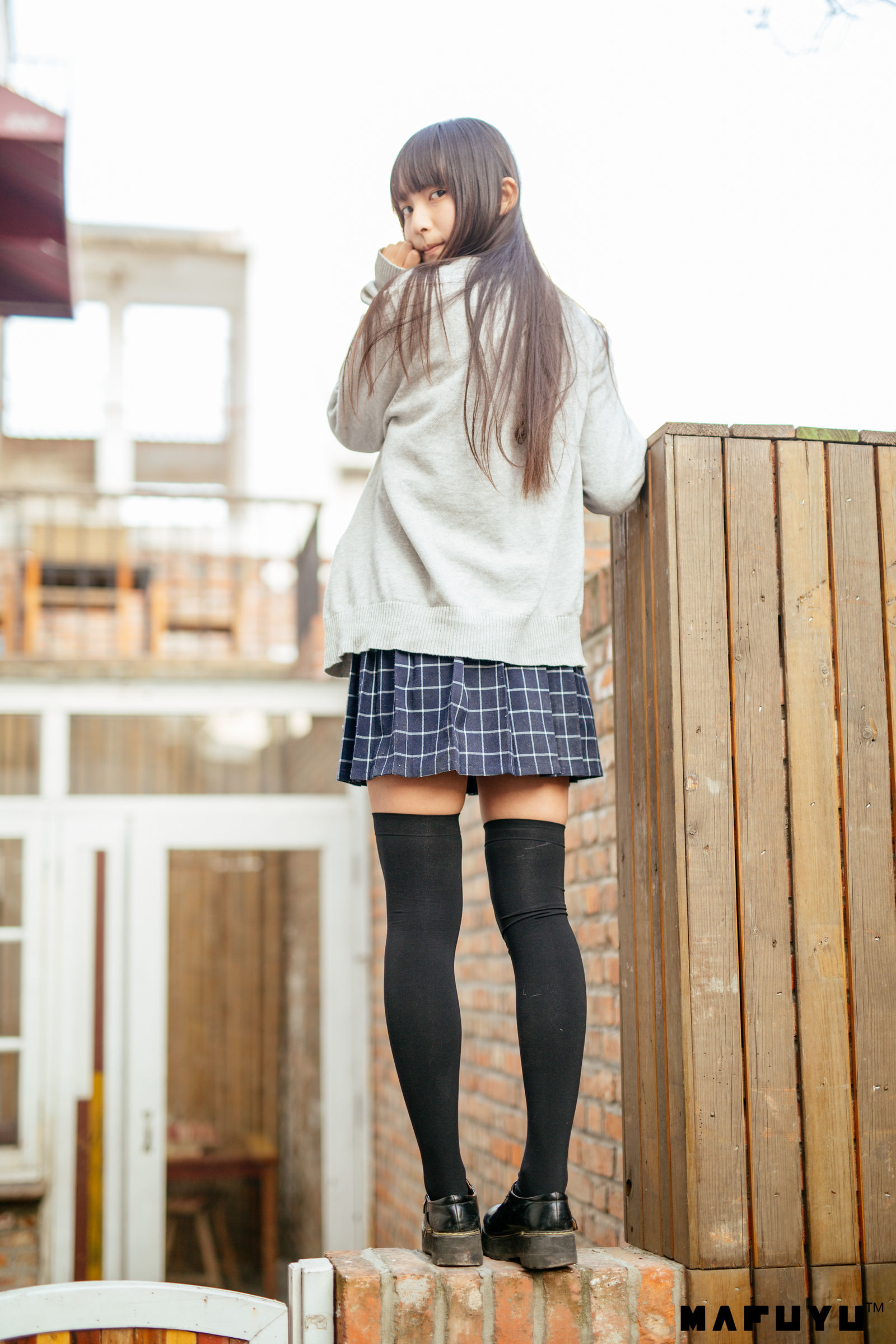 [萝莉COS] 神楽板真冬 JK学生系列套图 Cosplay-第21张