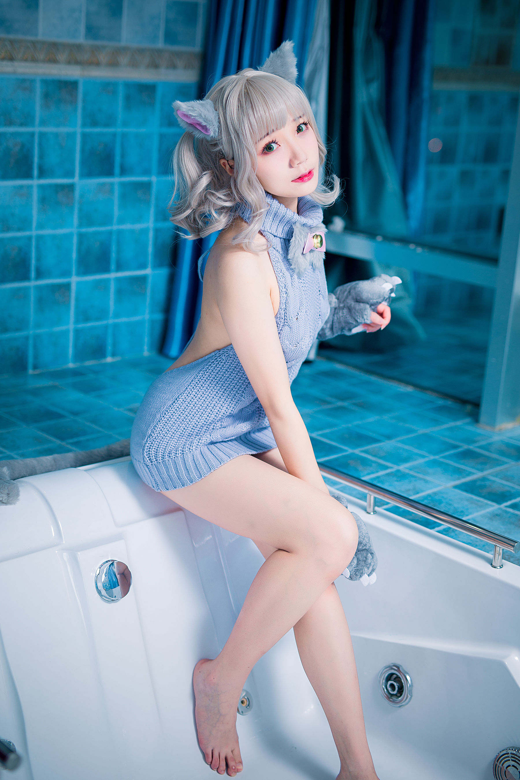 萝莉福利真央Mao – 露背毛衣 Cosplay-第1张