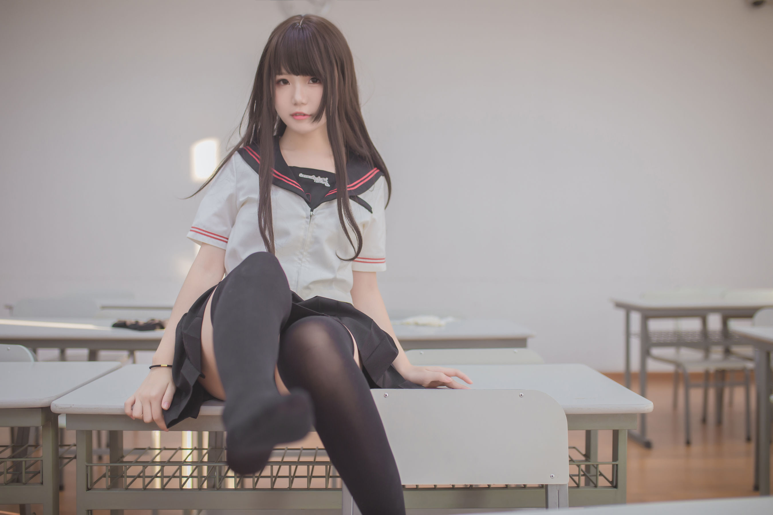 [萝莉COS] Yoko宅夏《黑丝JK》 Cosplay-第33张