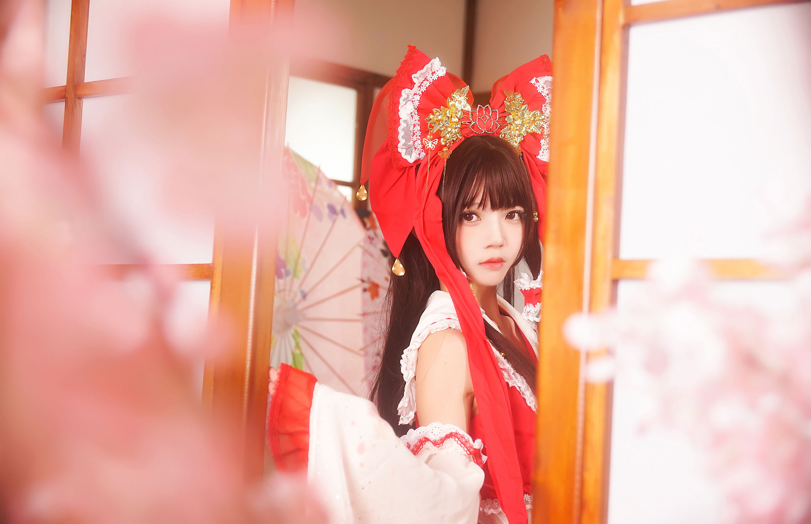 [萝莉COS] 疯猫ss《灵梦》 Cosplay-第6张