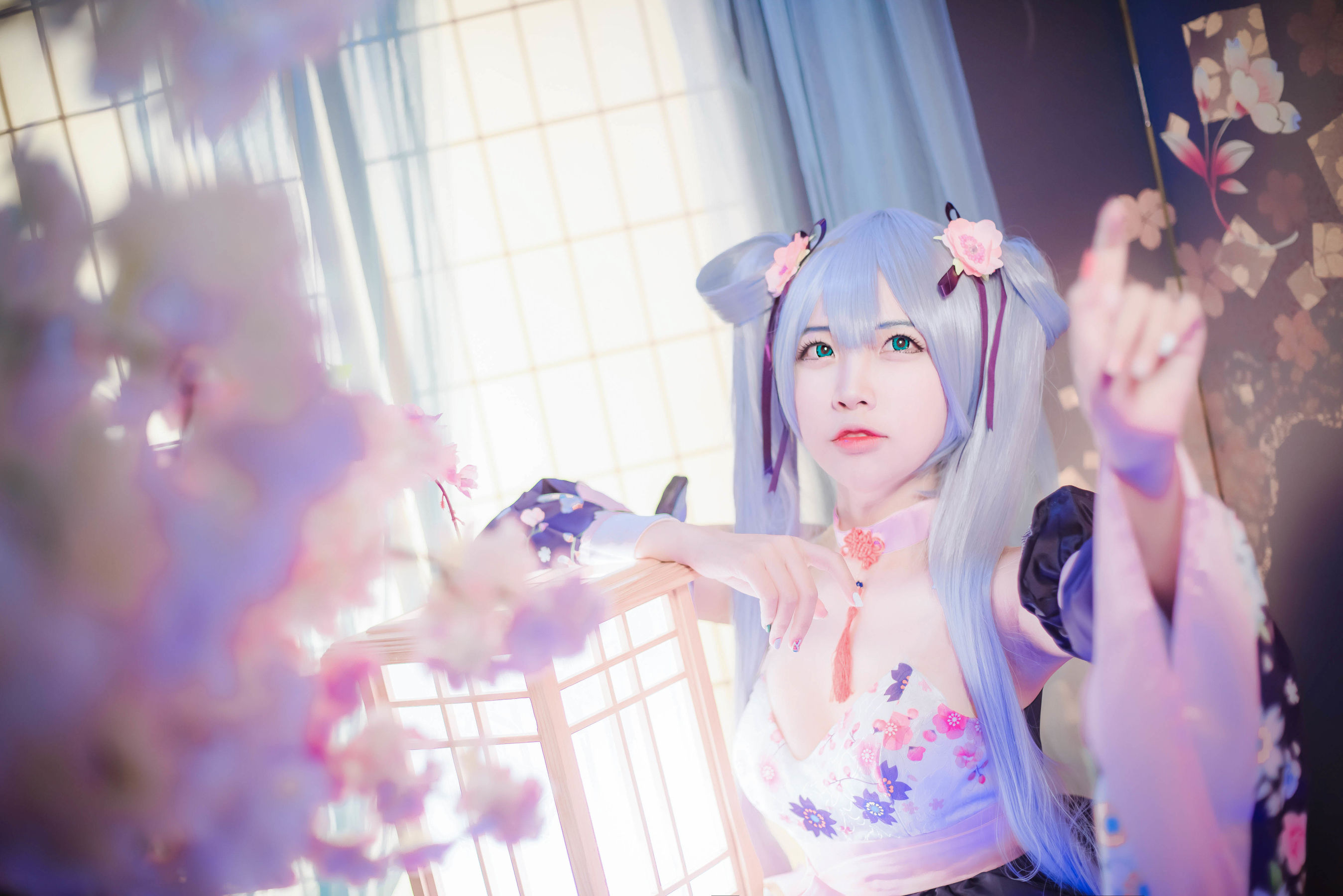 [Cosplay写真] 人气Coser二佐Nisa – 双马尾 Cosplay-第1张