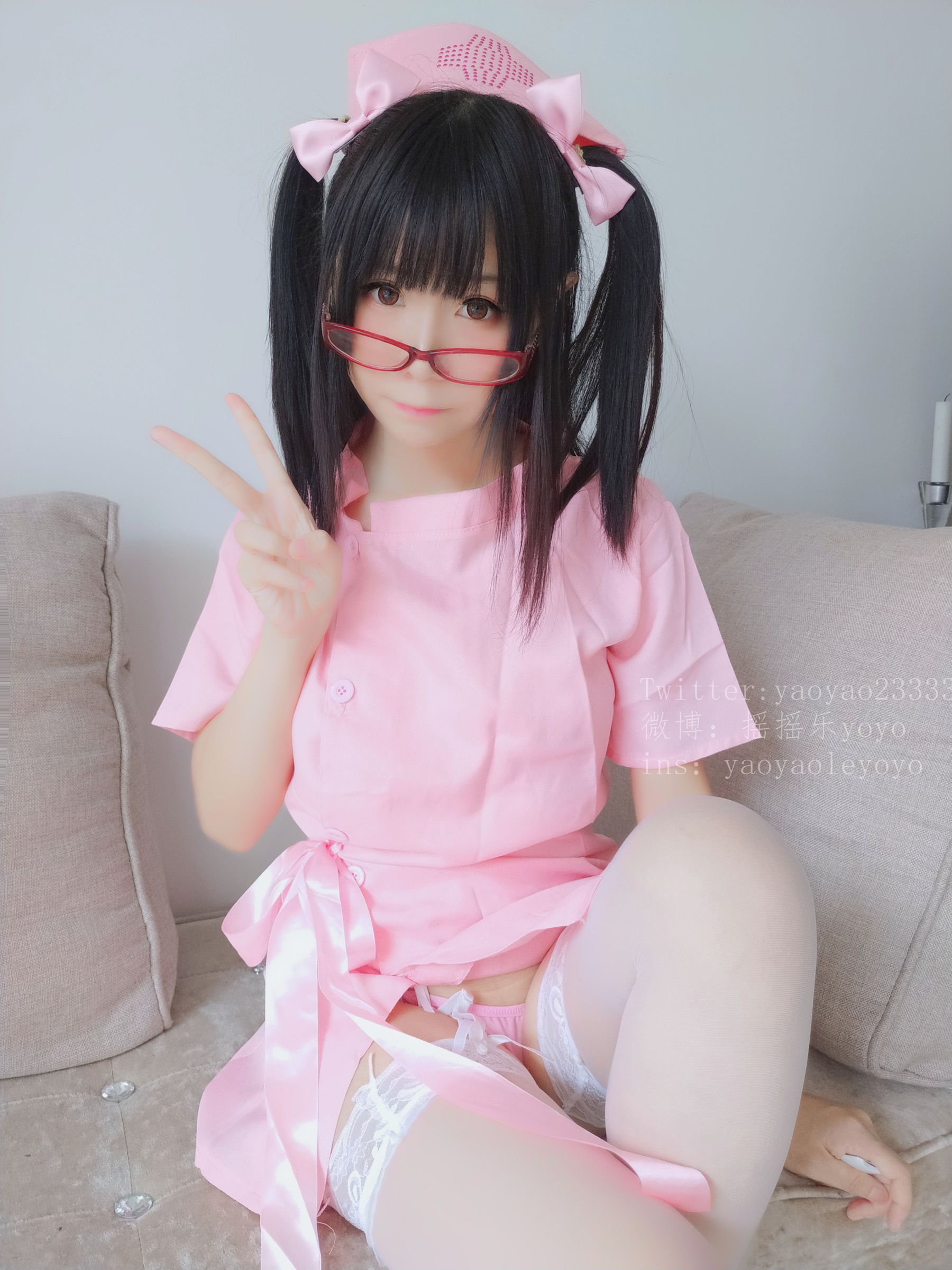 萌妹子Coser摇摇乐yoyo 可爱粉色护士 Cosplay-第7张