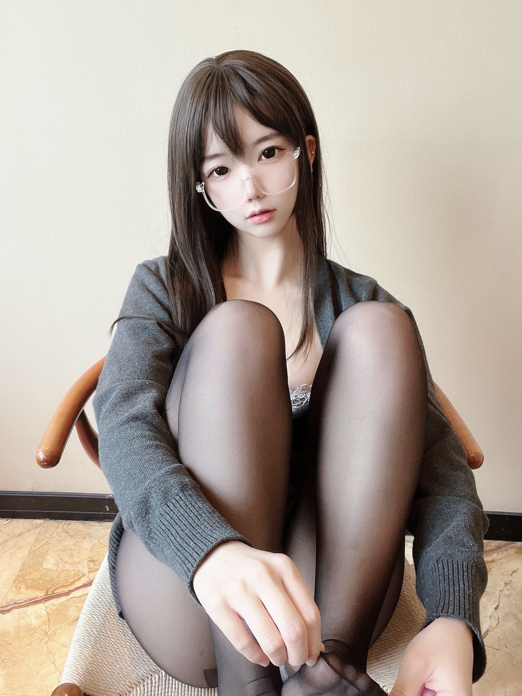 莉犬酱 – 黑丝白蕾丝 Cosplay-第8张