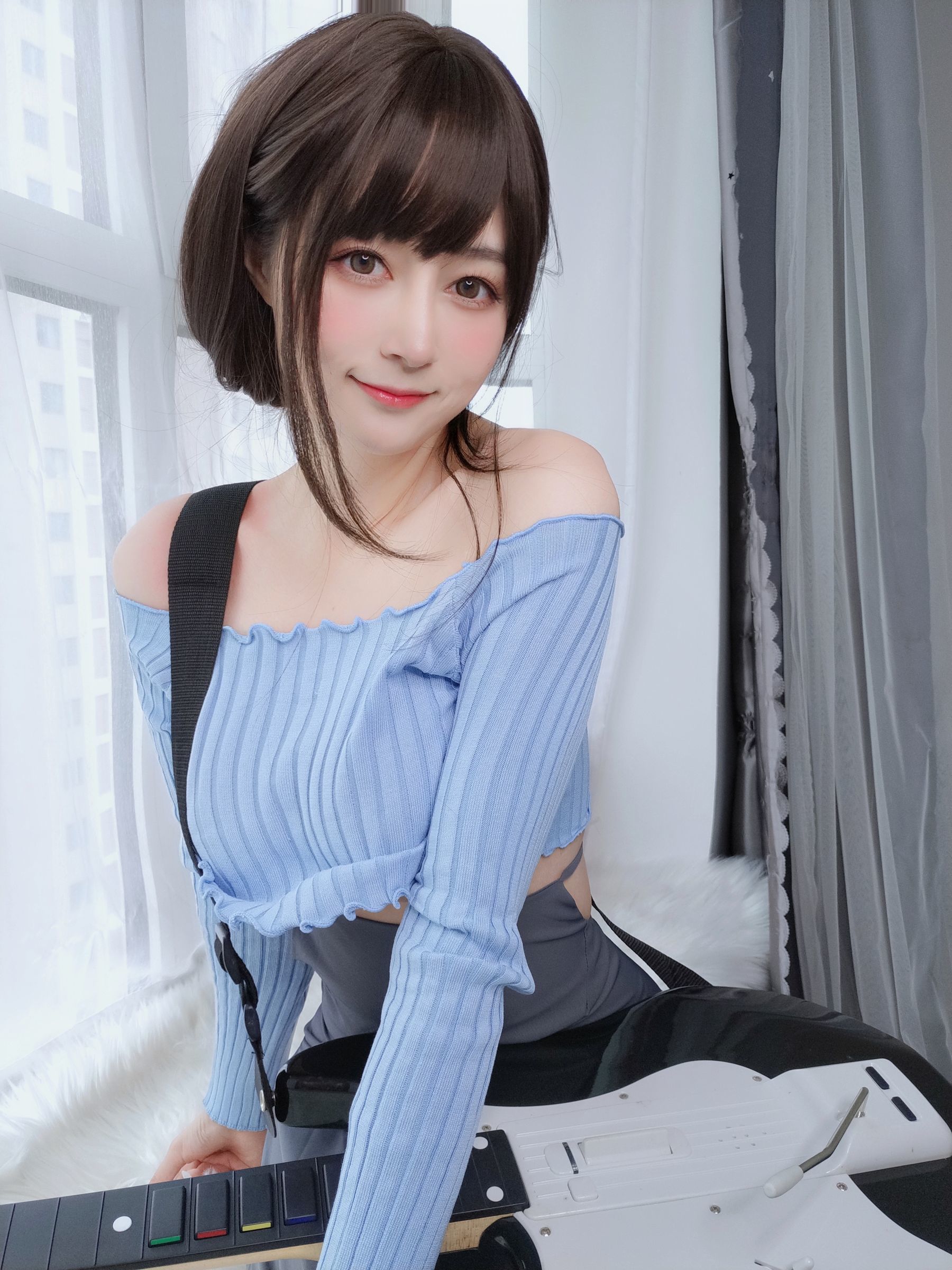 Coser小姐姐白银 – 吉他妹妹 Cosplay-第34张