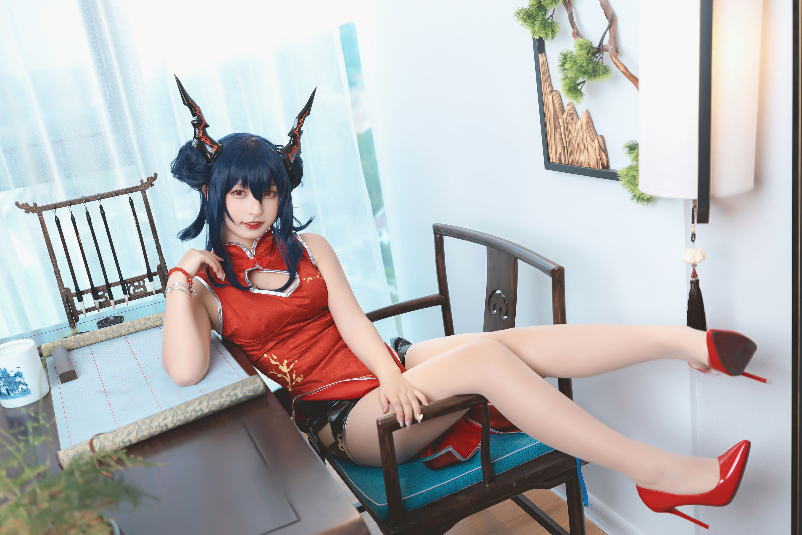 [Cosplay写真] 萝莉神楽坂真冬 – 旗袍魔女 Cosplay-第1张