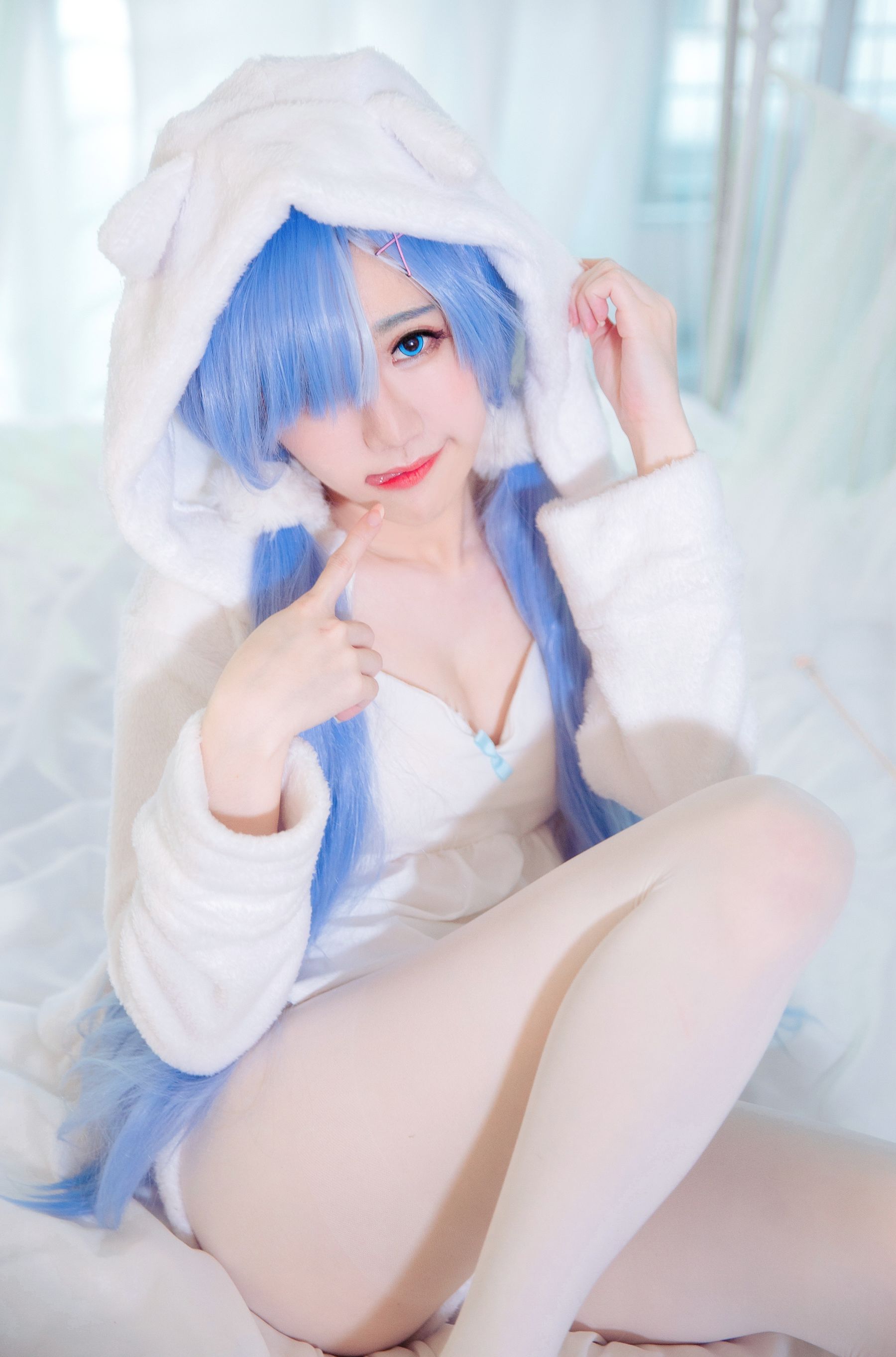 Sally Dorasnow – Rem White Kitty Cosplay-第4张