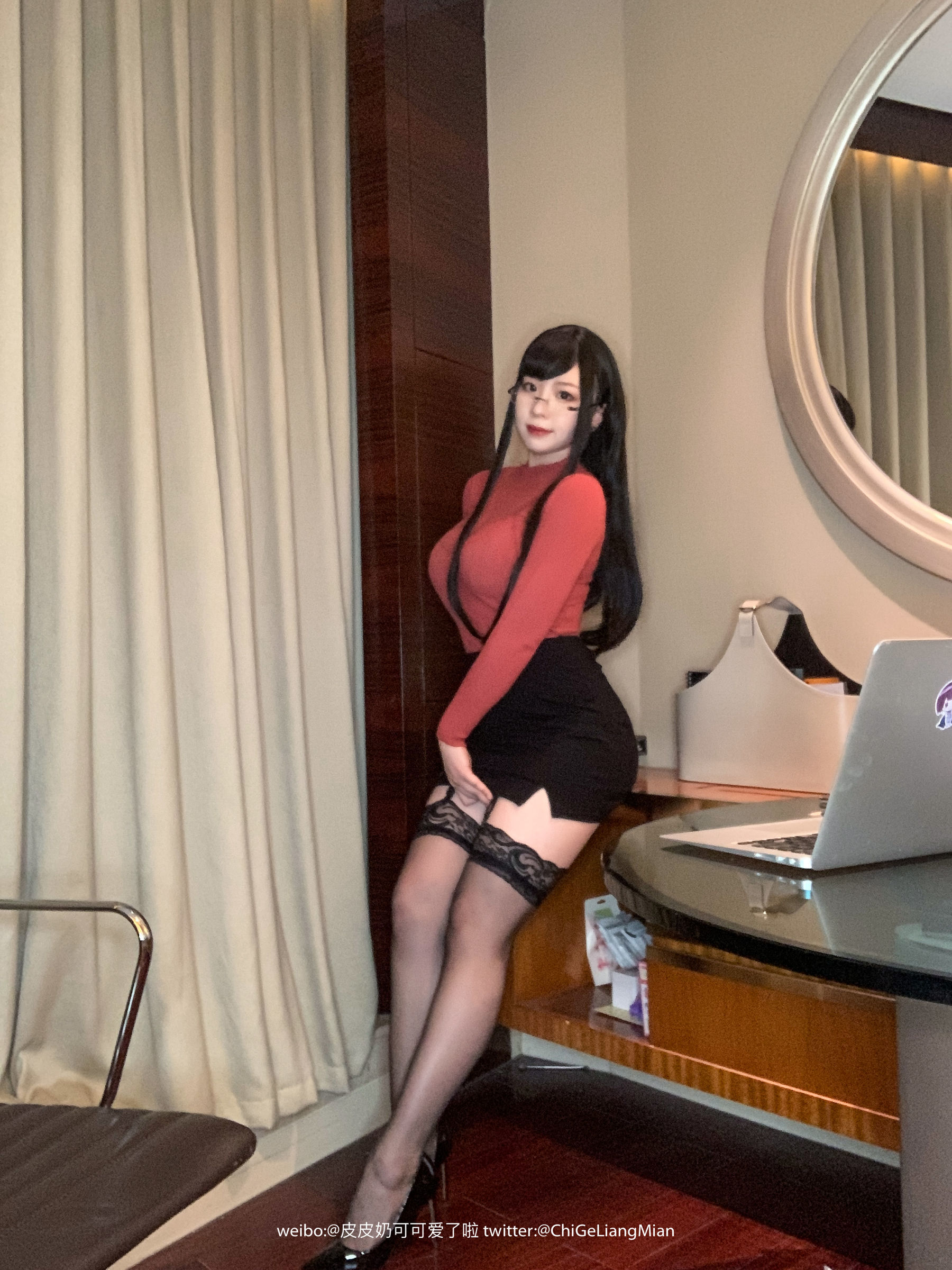 皮皮奶可可爱了啦 红色OL Cosplay-第31张