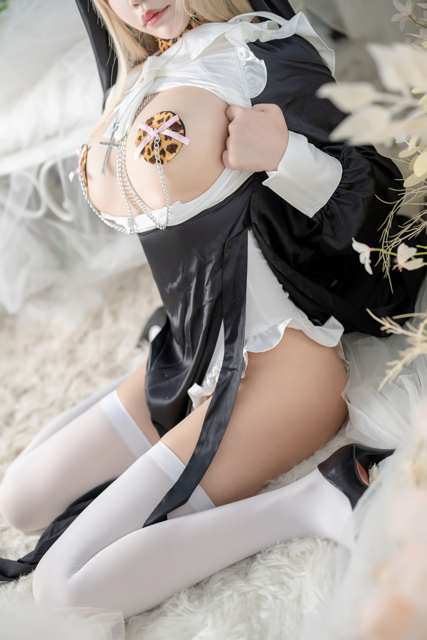 二次元妹子抱走莫子aa – 生日特辑 修女 Cosplay-第46张