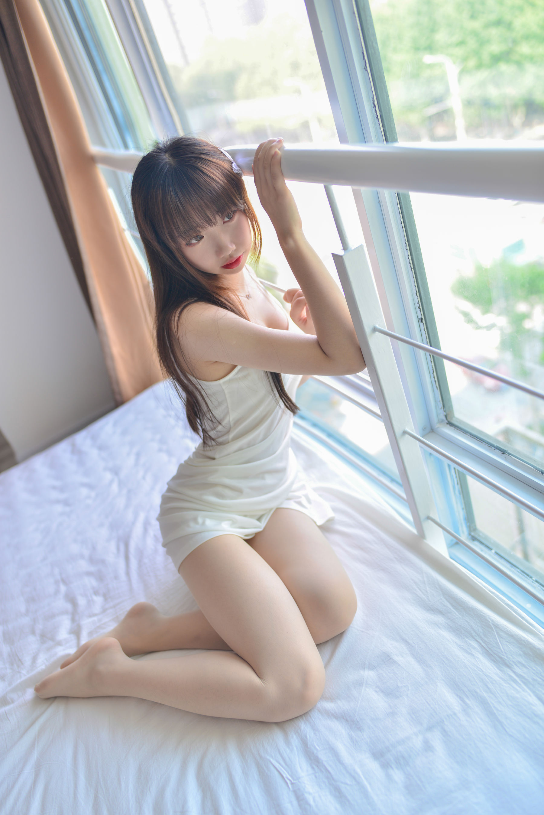 Cos小姐姐雪琪 – 肉丝吊带裙 Cosplay-第59张