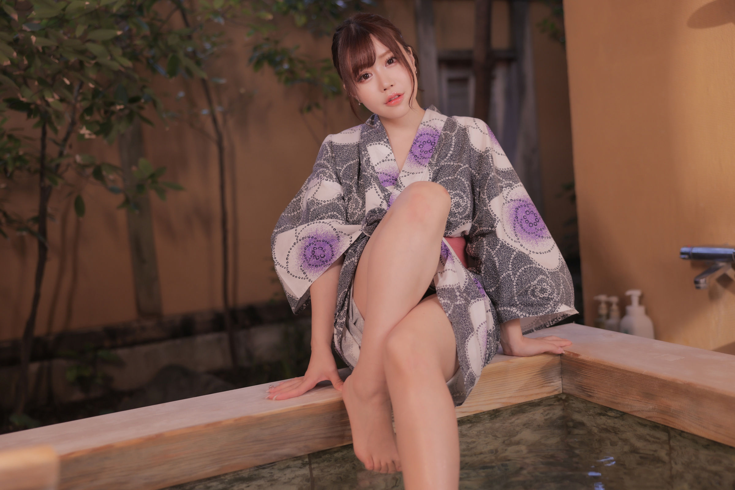 Mai Shirota 白田まい 白田まいと、貸切温泉と、濃厚接触 Cosplay-第250张