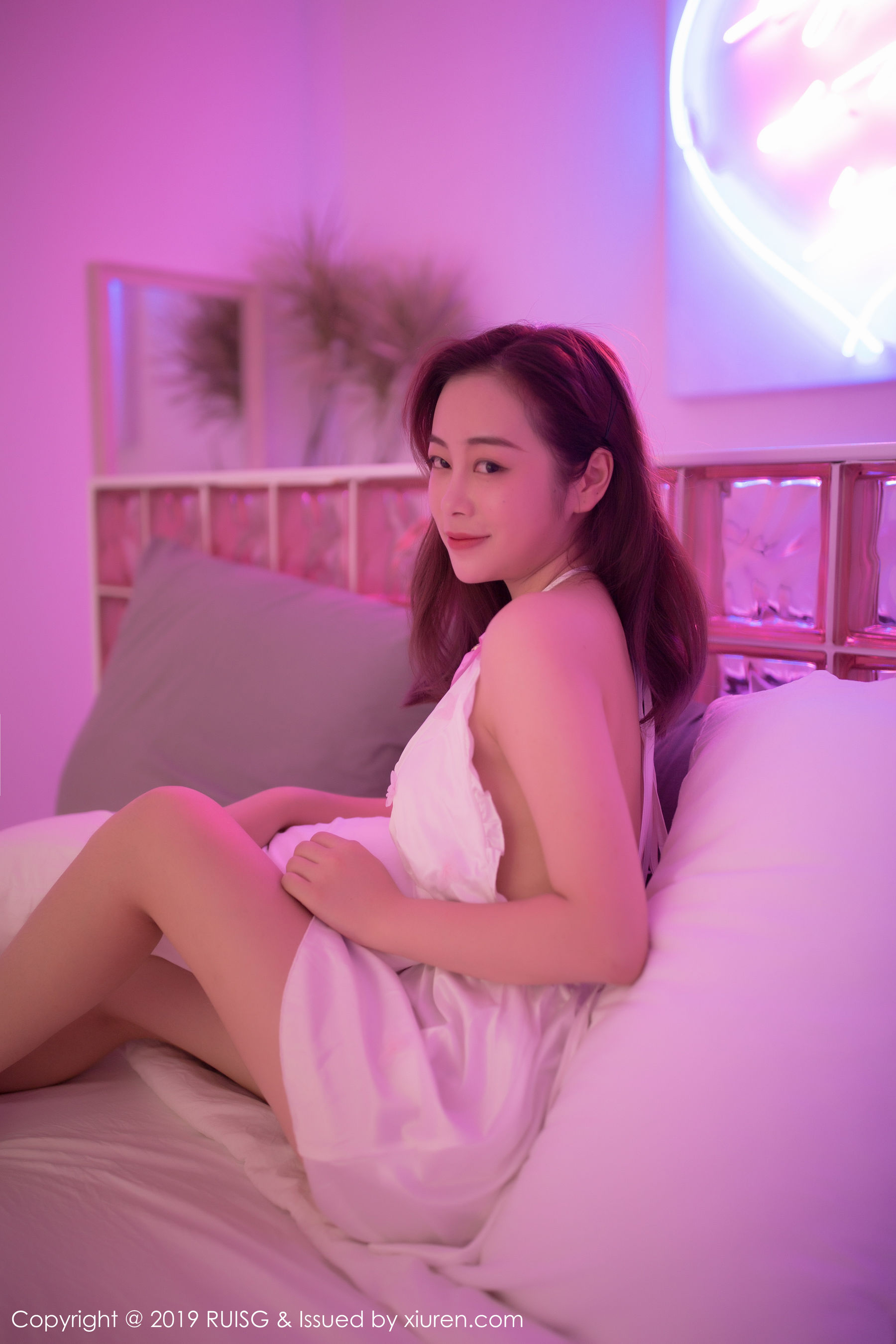 瑞丝馆RUISG Vol.075 Eileen爱琳 [44P] 插图2