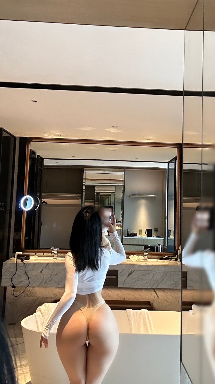 俏妞qiaoniuTT – 男友衬衫 [23P] 插图23