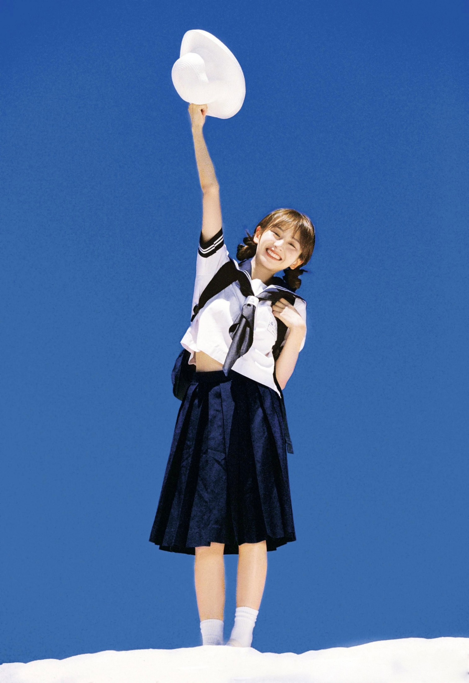 顾林x – 《蓝天制服少女》[15P] 插图1